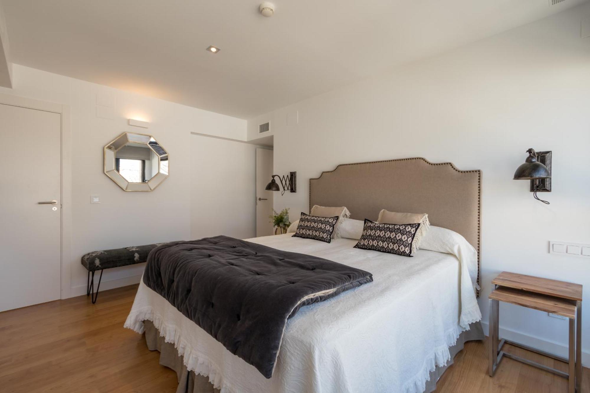 Chezmoihomes Plaza Nueva Premium Granada Dış mekan fotoğraf